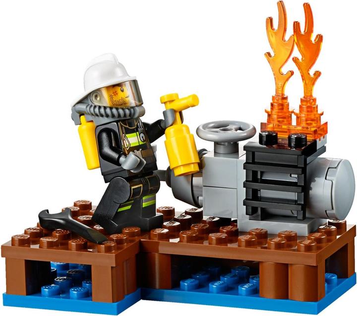 Produktbild LEGO Feuerwehr-Starter-Set (60106, LEGO City)