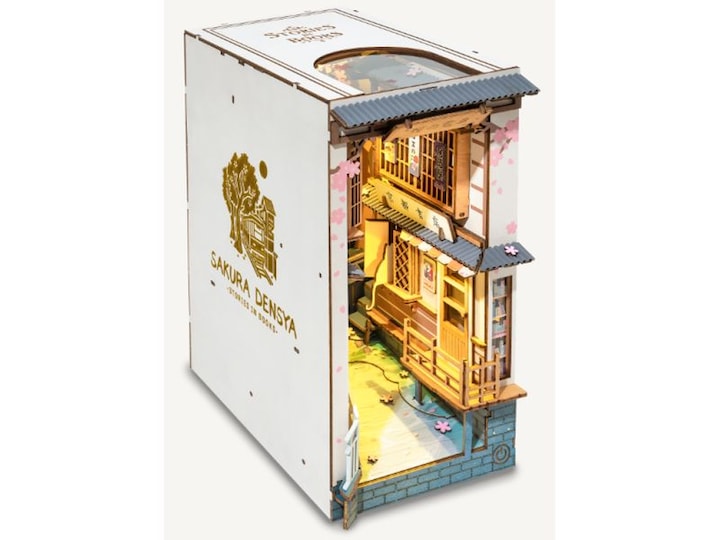 Actual product image Robotime Sakura Densya (340 pieces)