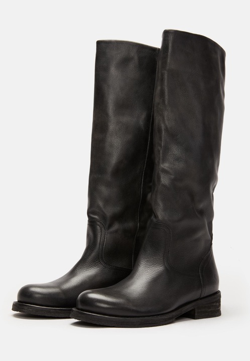 Actual product image Felmini Cooper A712, the biker boot from, is made from smooth leather with a vintage leather finish and (40)