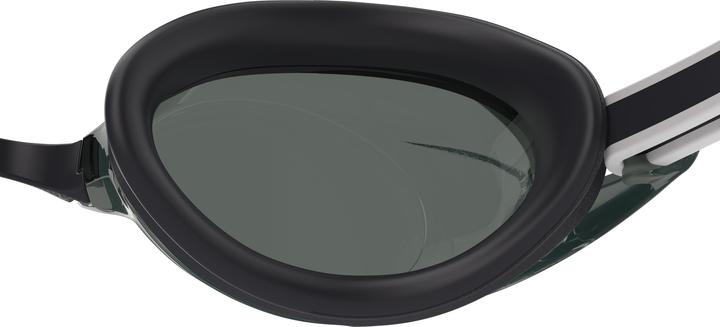 Speedo Black, Smoke