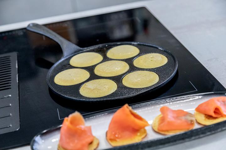 Produktbild Kitchen Craft Blini-Pfanne (24 cm, Bratpfanne, Gusseisen)
