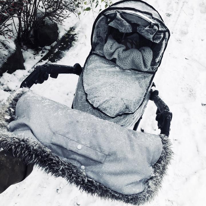 Produktbild Maylily Stroller handmuff - Elegant light grey