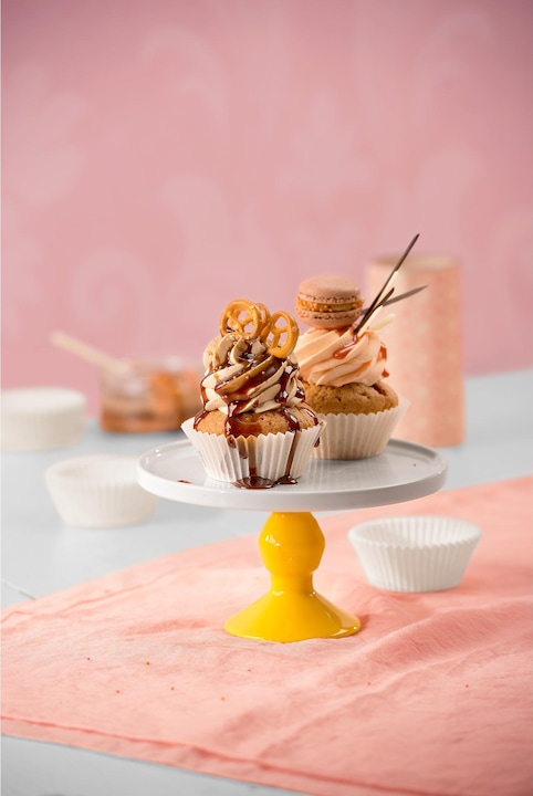Produktbild Kaiser Creativ Muffin-Papierbackförmchen 200 Stück weiss 7cm fettdicht (7 cm)