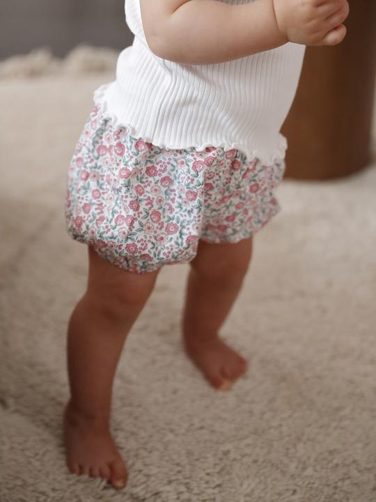 Actual product image Vertbaudet Baby Geschenk-Set: T-Shirt, Shorts, Haarband & Schmusetuch (92)