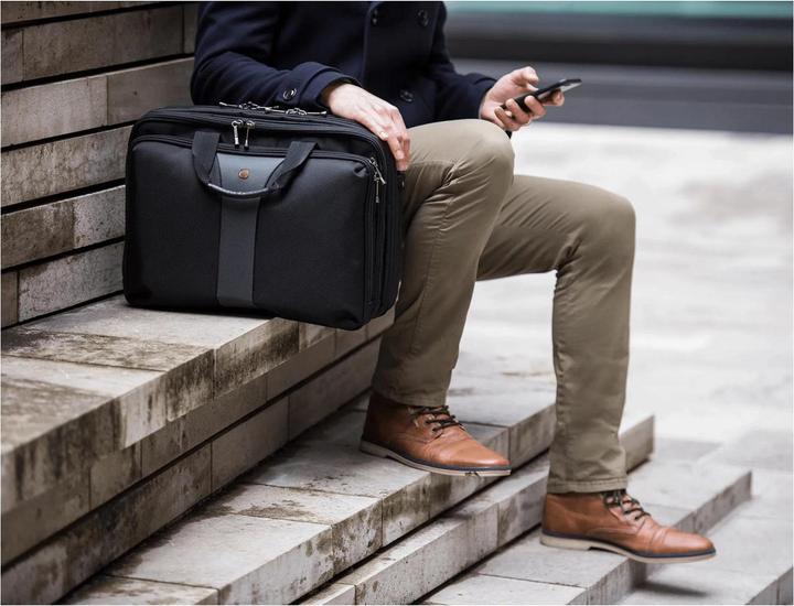 Actual product image Wenger Legacy (16", Universal)