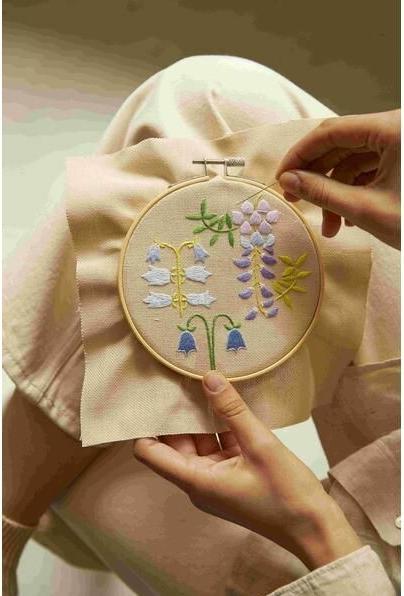 Produktbild DMC Stickset Mindful Making Duo Frühlingsduft, Ø 13.5 cm