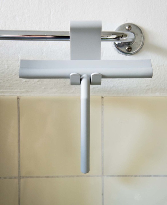 Actual product image Esmée Esmeralda Shower Squeegee