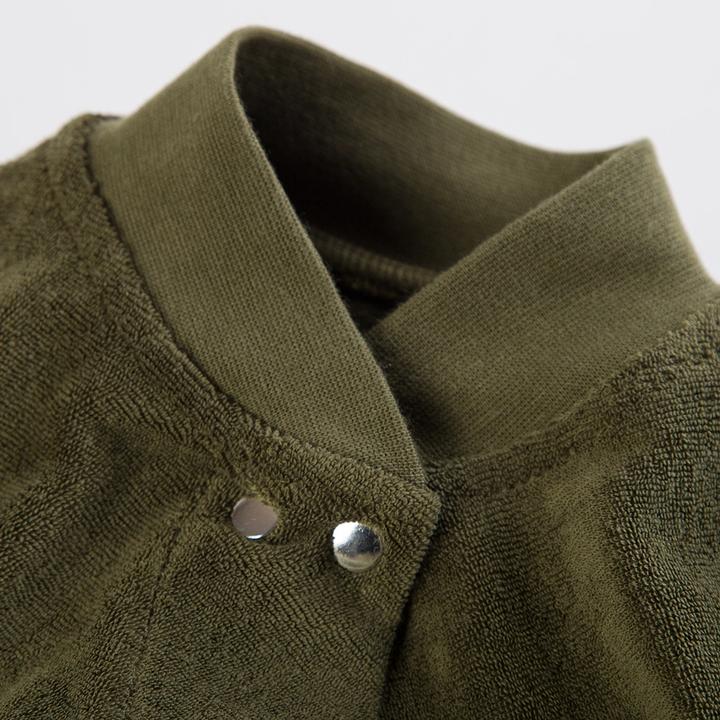 Actual product image Little Casimir Lätzchen mit Ärmeln – wasserdicht, saugfähig & verstellbar, für Babys 6M-4J (6 months)