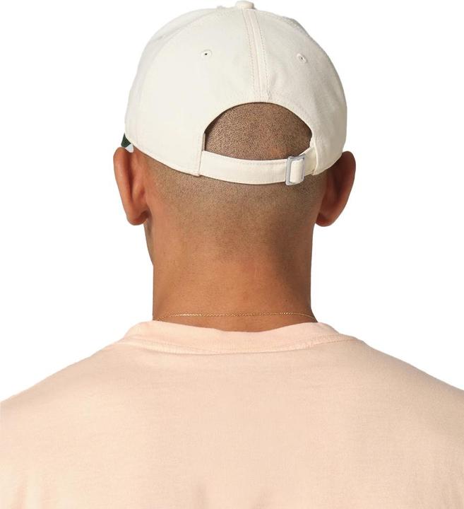 Actual product image Beechfield Leisure Contrast Peak Baseball Cap
