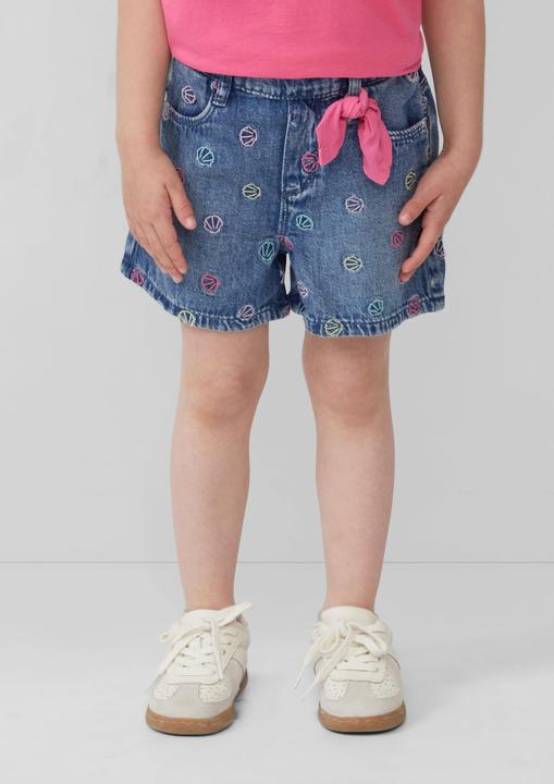 Produktbild S.Oliver Jeans-Hose Bestickte Jeans-Shorts im Loose Fit mit Schleifendetail (128)