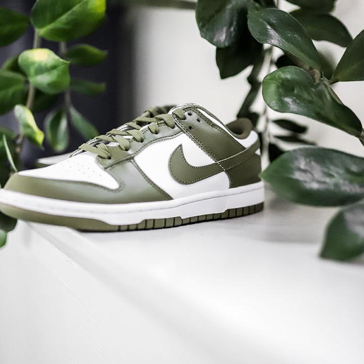 Produktbild Nike Dunk Low (40)