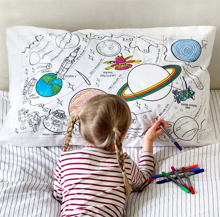 Produktbild Eat Sleep Doodle kissenbezug malen und lernen kind - weltraumforscher (taille ) (75 x 50 cm)