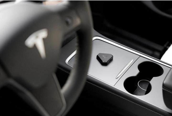 Immagine prodotto Enhance Commander für Tesla (Gen2)