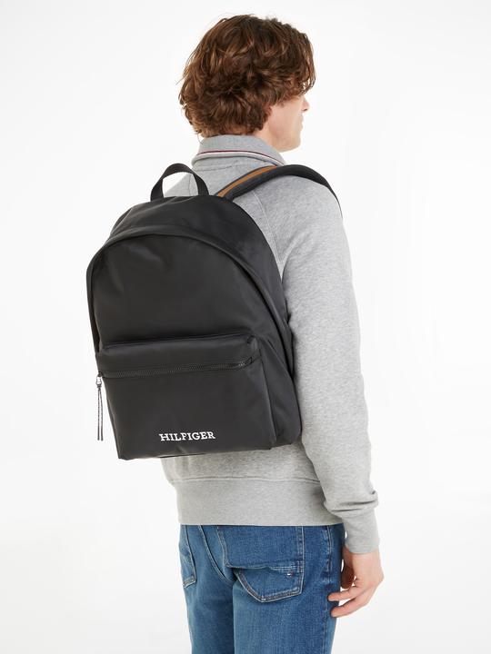 Produktbild Tommy Jeans Dome (16 l)