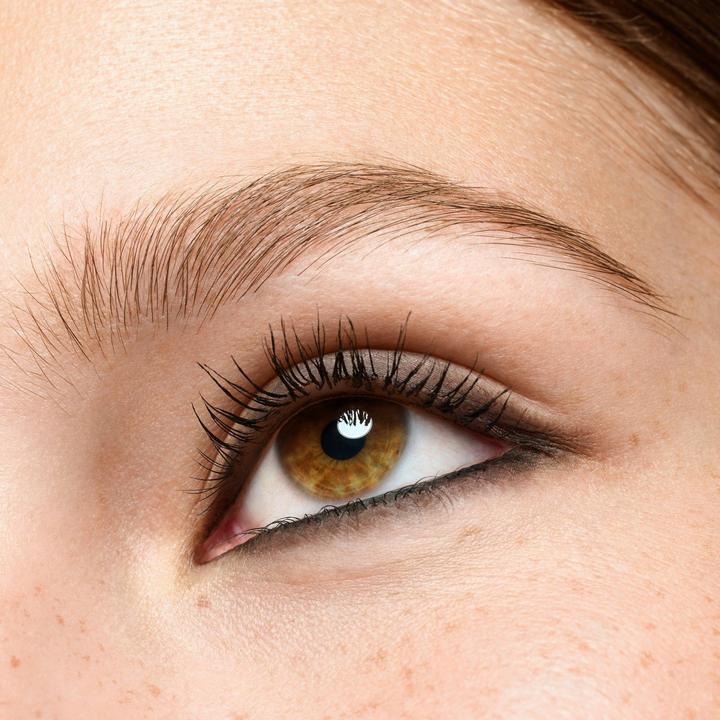Produktbild essence SATIN BLEND gel eyeliner (01 Pure Black)