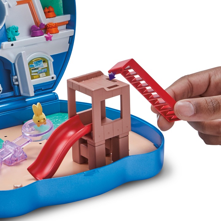 Actual product image My Little Pony Mini World Magic Animal Corner Mini Play World, Play Set to Build Your Own with Hitch Trai