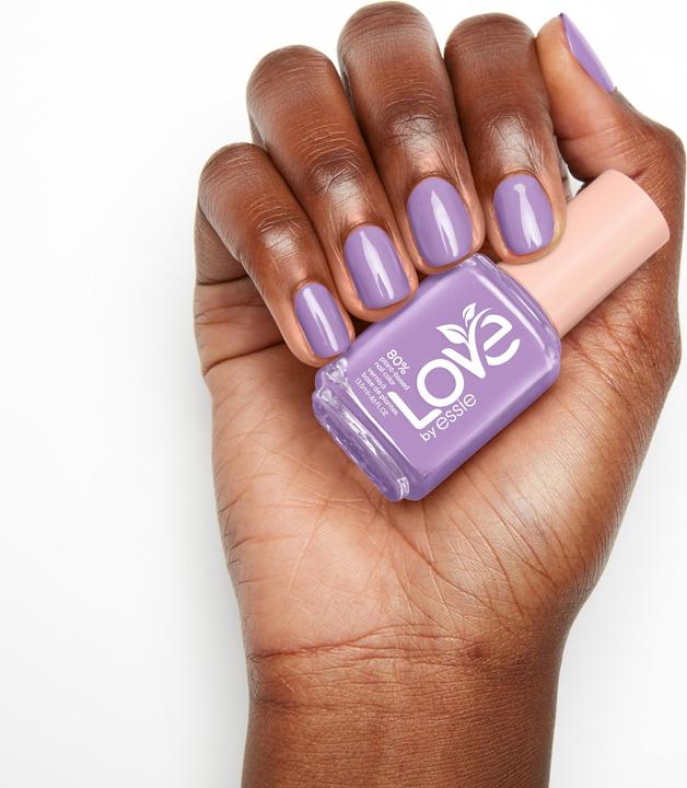Actual product image Essie Love By (170 playing in paradise, Colour paint)