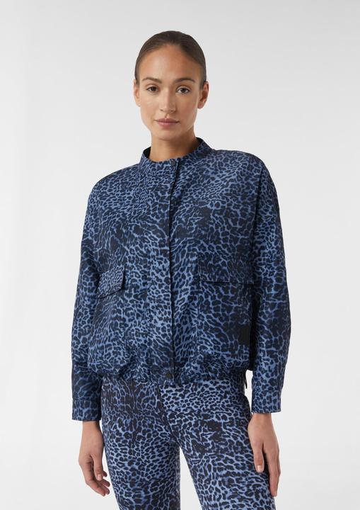 Actual product image Comma Indoor-Jacke Blouson im Boxy Fit mit Stehkragen und All-over-Leo-Print (42)