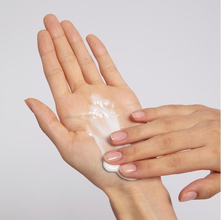 Actual product image Ouai Hand Lotion (437 ml)