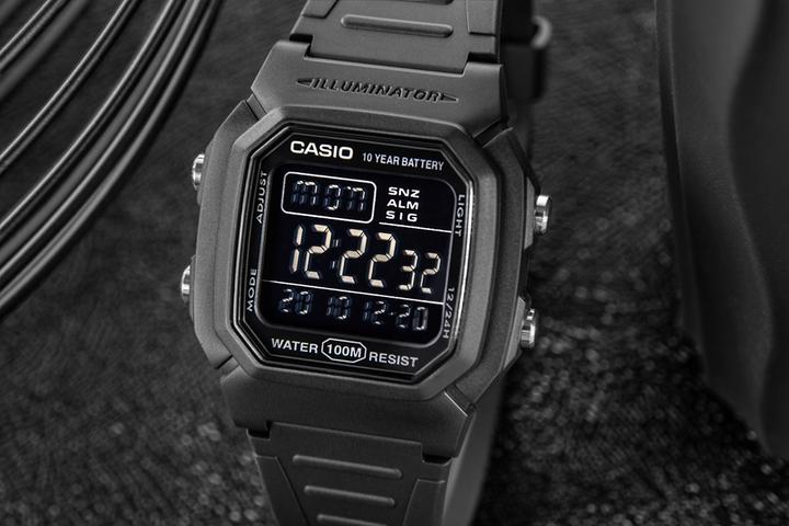 Actual product image Casio Collection (Digital watch, 44 mm)