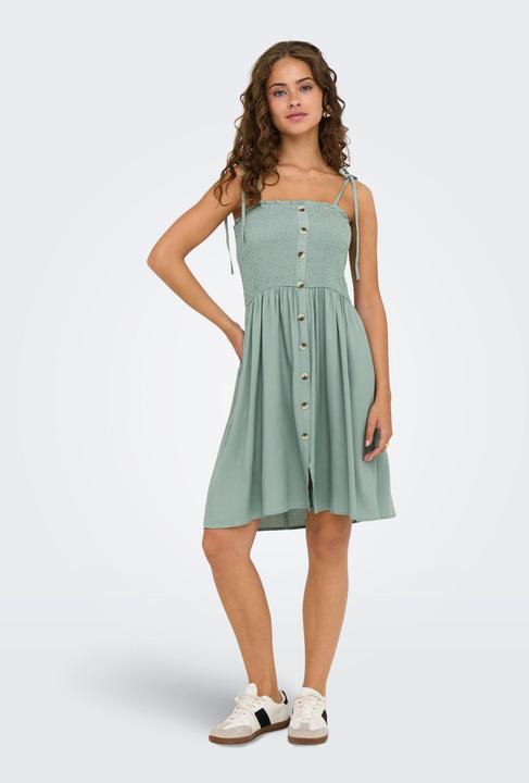 Produktbild Only Normal geschnitten Trapezausschnitt Kurzes Kleid Kleid (M)