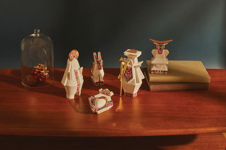Actual product image Alessi Holyhedrics donkey