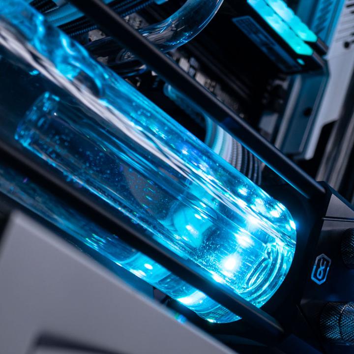 Produktbild Alphacool Eisbecher Aurora D5 Acetal/Glas - 250mm inkl. VPP Apex D5