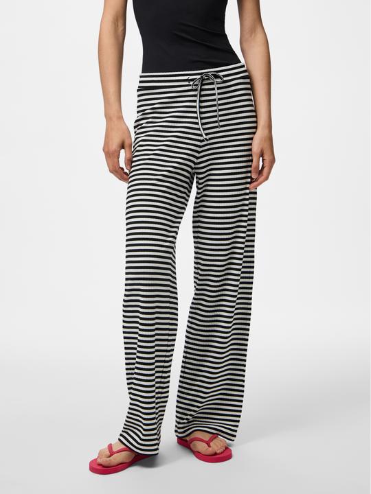Produktbild Pieces PCLAYA Hose mit weitem Bein (M)