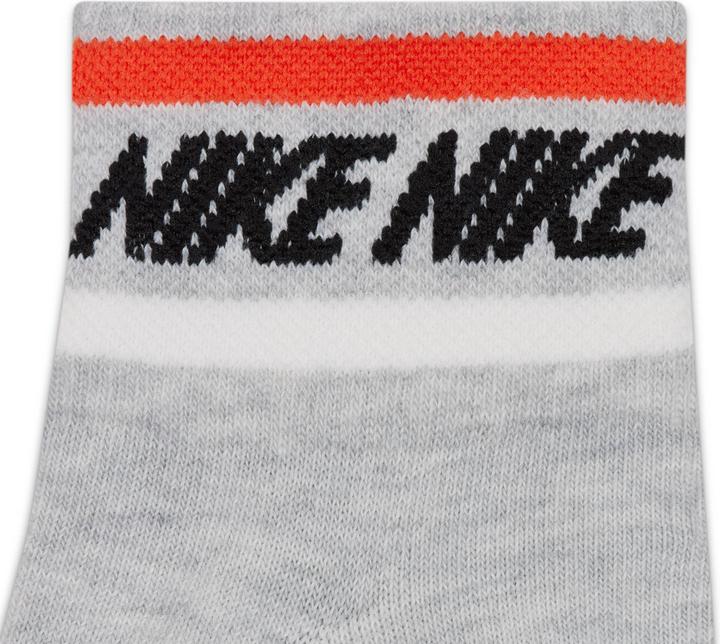 Image du produit Nike Skarpety Everyday Essential 3Pack DX5080 050 (Lot de 3, 38 - 42)