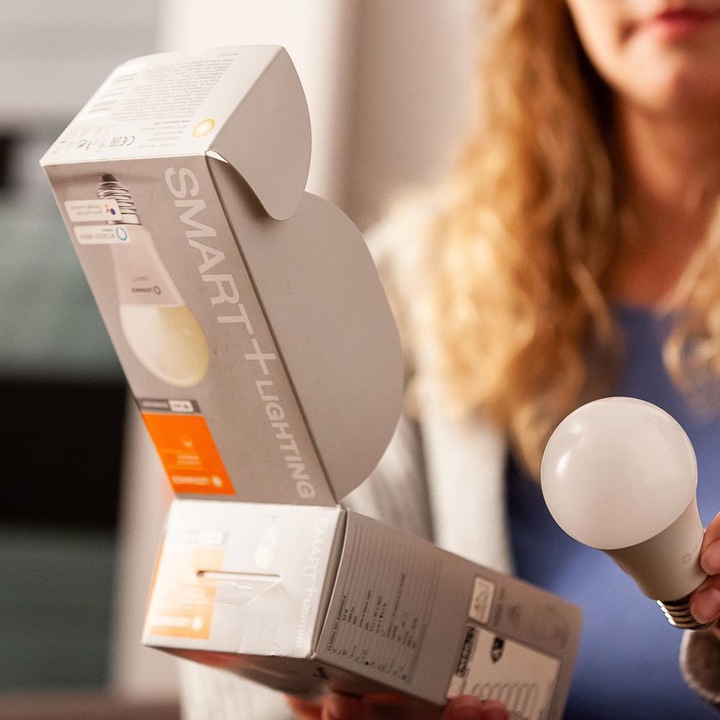 Actual product image Ledvance Smart+ Wifi Classic (E27, 14 W, 1521 lm, 1 x, F)