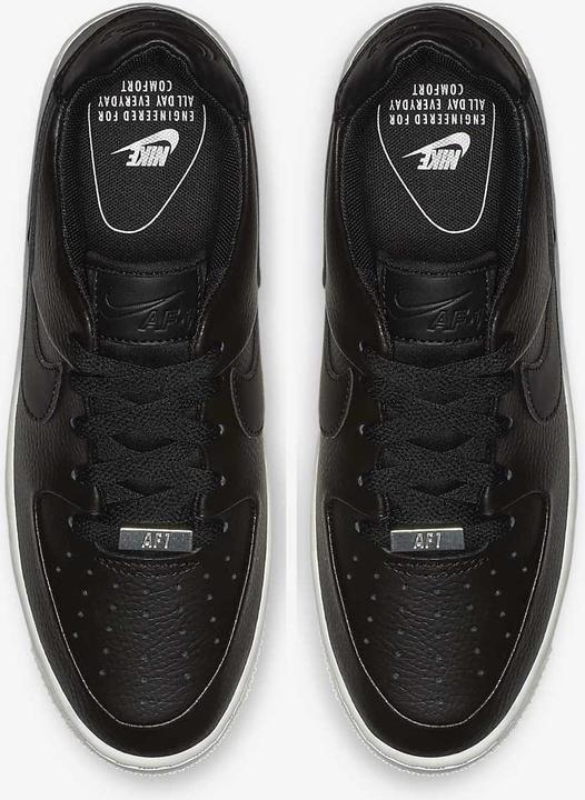Produktbild Nike Air Force 1 Sage Low (39)