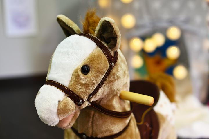 Produktbild Knorrtoys Schaukelpferd "Levi"