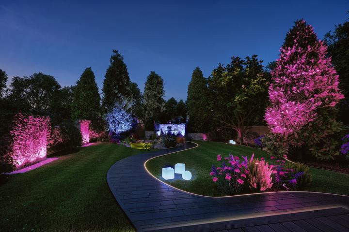 Actual product image Paulmann Outdoor Plug & Shine Stripe Neon (RGBW, 1000 cm, Outdoor)