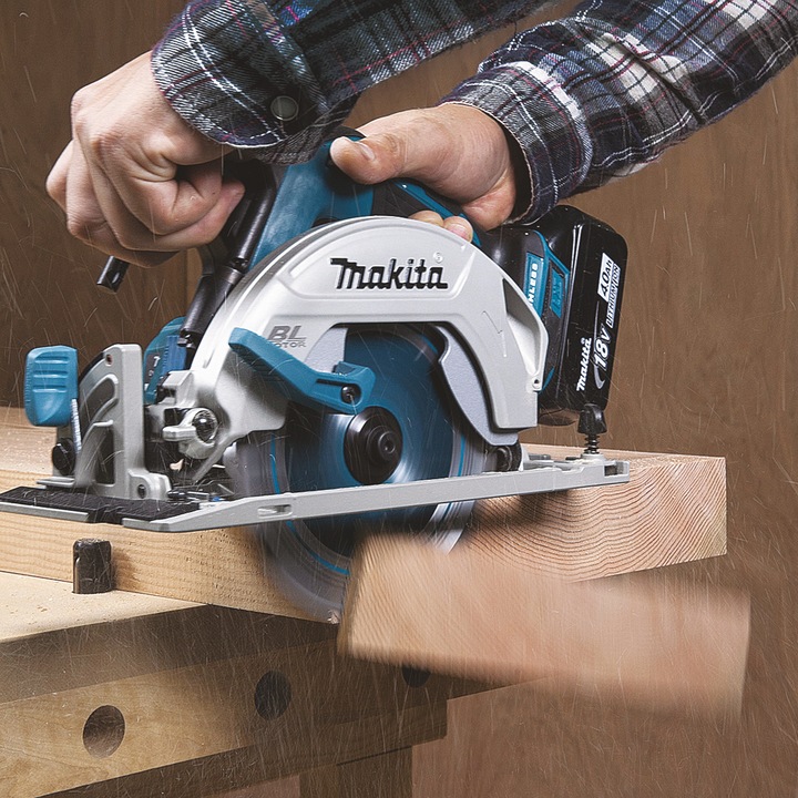 Actual product image Makita DHS680ZJ