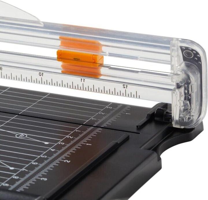 Actual product image Fiskars CREA 1077984 (A4)