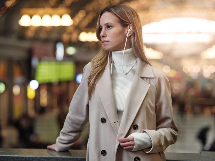 Actual product image Sudio Elva (ANC, 10 h, Wireless)