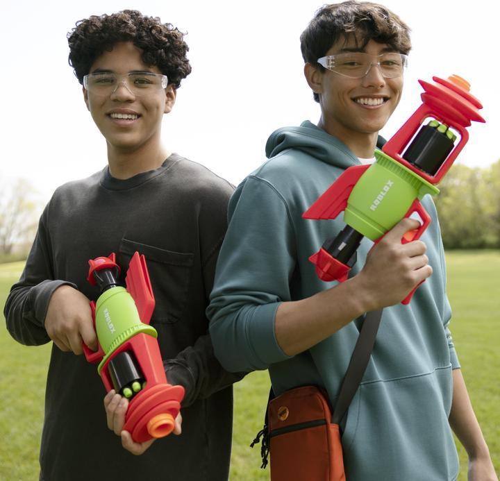 Actual product image Nerf Roblox Boat Building and Treasure Hunting: Spacelock Ray Blaster, includes a code for an exclusive v