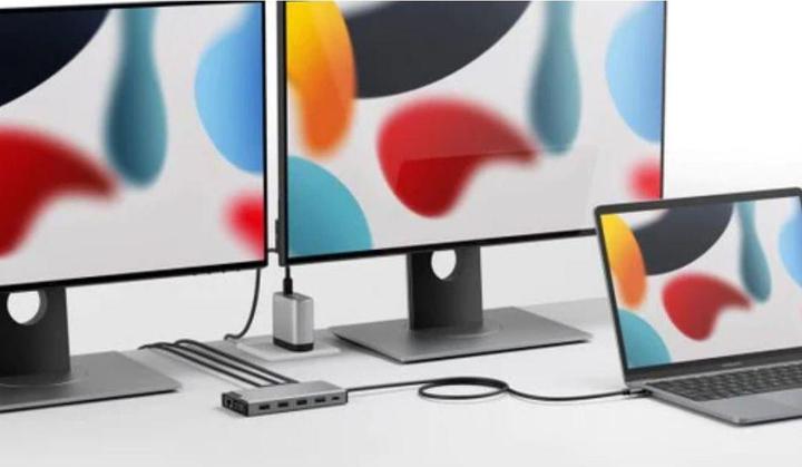 Actual product image Alogic Docking Station Universal Triple DV3 (USB-C)