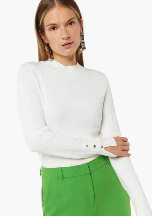 Produktbild Comma Strickpullover Feiner Strickpullover mit Zierknöpfen am Ärmel (46)