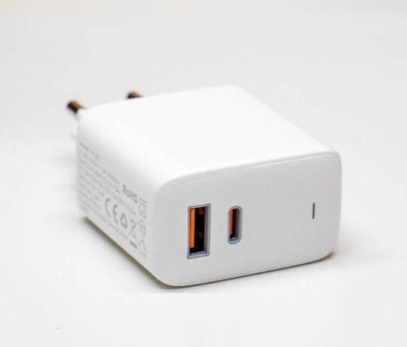 Produktbild Aukey PA-B3 Omnia (65 W)