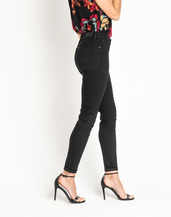 Actual product image Lee Scarlett (28)