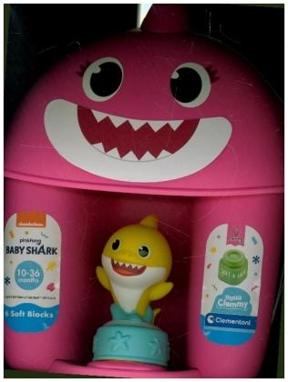 Produktbild Clementoni Clemmy - /"Baby Shark/" Eimer mit Figur