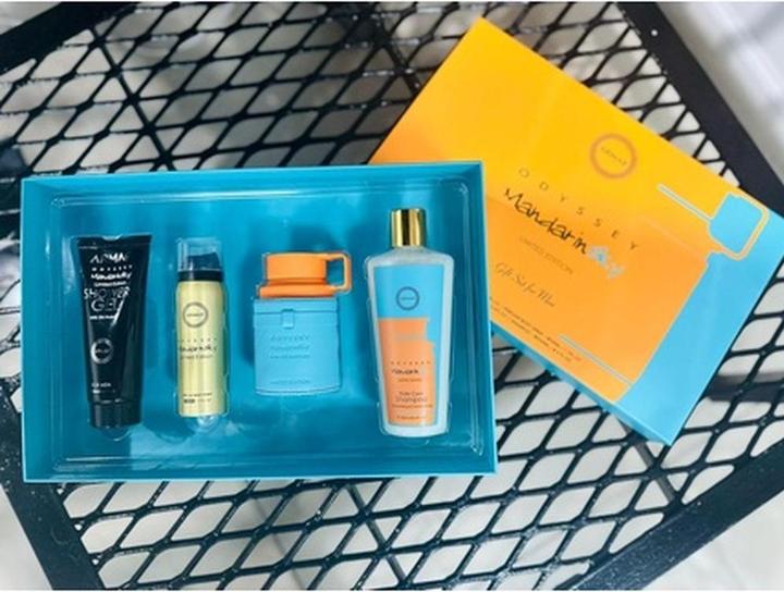 Produktbild Armaf Men's Shower Gift Set with Body Spray and Shower Gel (Körperpflegeset)