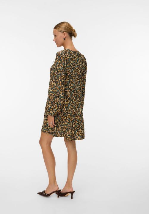 Actual product image Vero Moda AWSNORA Kurzes Kleid Kleid (S)