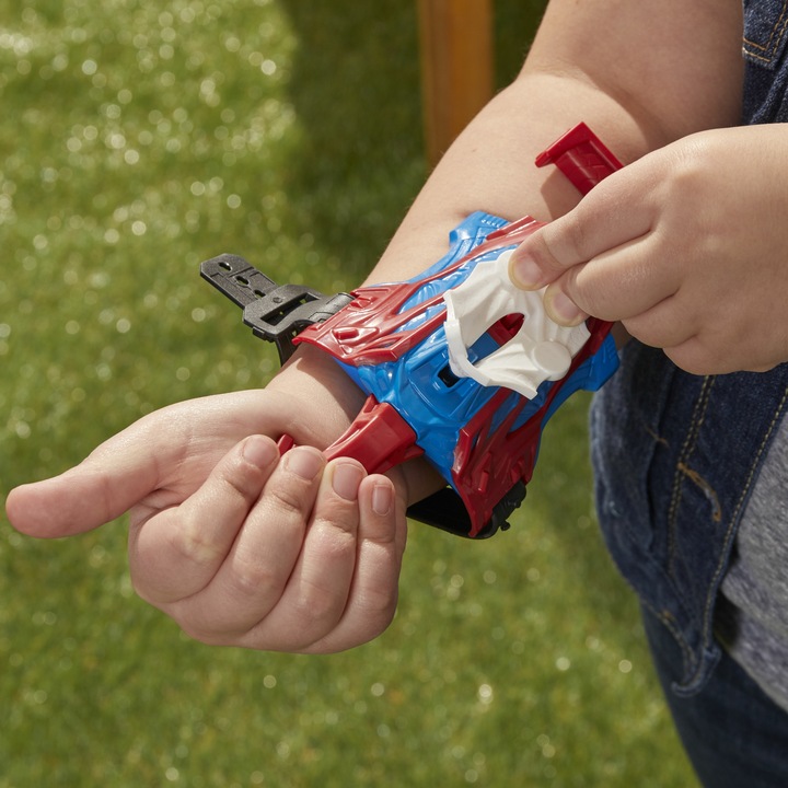 Actual product image Hasbro Spider-Man Web Slinging Armour Set