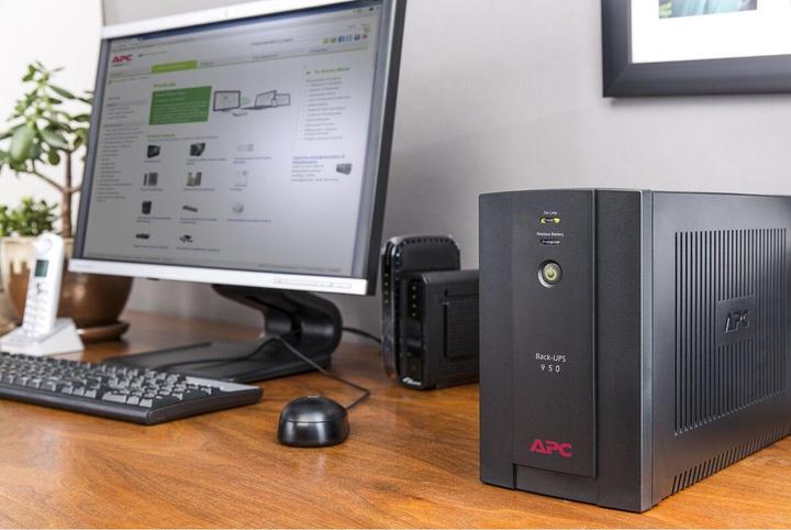 Produktbild APC Back-UPS AVR, IEC-Ausgänge (950 VA, 480 W, Line-Interaktiv USV)