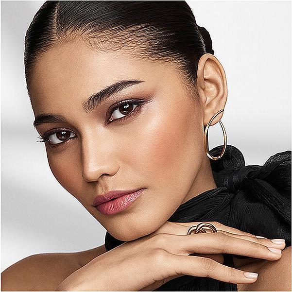 Actual product image Estée Lauder Estee Lauder - Pure Color Luxe Eyeshadow Quad - Power Brunch 4 gr (Power Brunch, Tan)