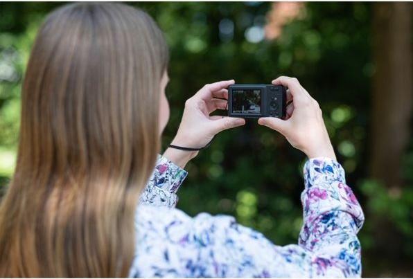 Produktbild Rollei Compactline Pocket Schwarz (50 Mpx)