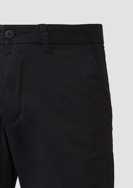 Produktbild S.Oliver Bermuda Chino-Shorts aus feinem Baumwollstretch (48)