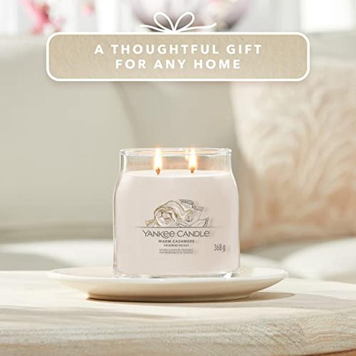 Produktbild Yankee Candle Duftkerze Warm Cashmere Signature Medium Jar